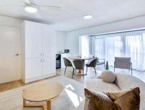Hill Ave Apartments Burleigh Heads