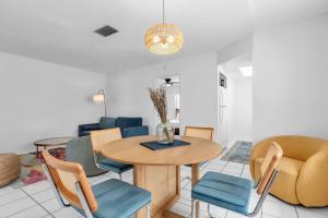 Quiet Beachfront Apartment next to Lido Beach