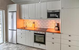 2 Bedroom Gorgeous Home In Visby