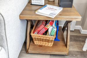 Newly renovated - walking distance to pier!