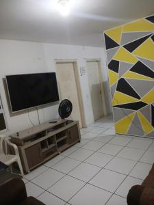 Apartamento Guarujá Perto da Praia Enseada 2 quartos wifi grátis e estacionamento gratuito