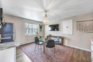 Newly renovated, we are the perfect location!!!