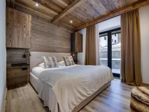 Appartement rénové 4 chambres ski aux pieds avec parking à Val-dIsère - FR-1-862-9