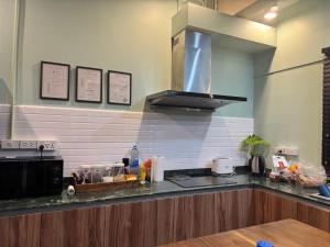 Green Bird Cabin at Doi Inthanon National Park