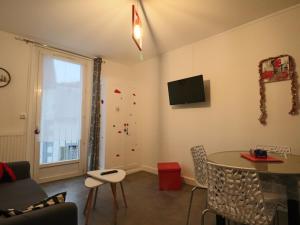 Charmant appartement pour 2 au cœur du Massif du Sancy - FR-1-858-37