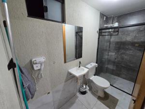 Flat 04 com lavanderia na entrada e feira as domingo e quartas