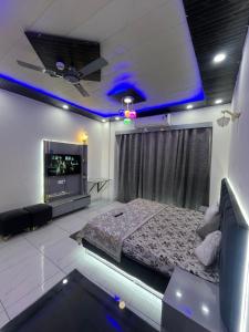 Gaur city studios