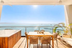 Exclusive ocean view apartment