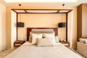 Exclusive ocean view apartment