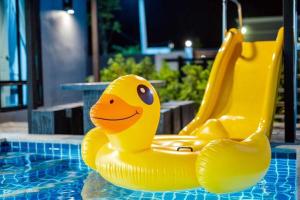 Private Pool Villa in Cha Am