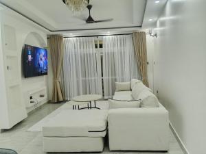 Coast Keys Nyali Luxury 2BR Walk to Beach January Offer