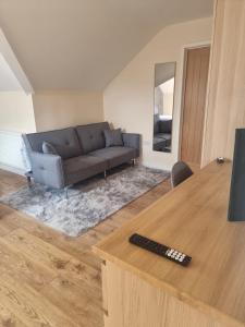 3Bed Modern Contractor & Family house with FREE Parking