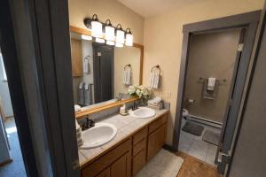 Big Sky walk to Town Center townhouse