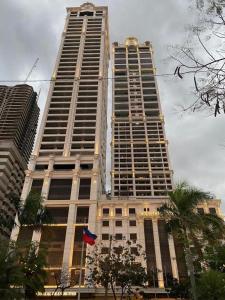 Admiral Baysuites 2602