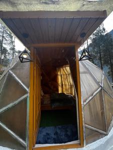 Sherig cedar cabin