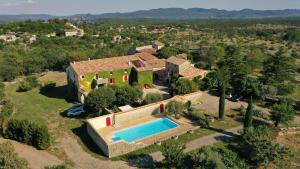 Gîte lEscoussou, 3ch, 110m2, charme, nature, piscine chauffée, sud Ardèche