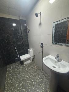 SarNest Homestay at Noida Extension