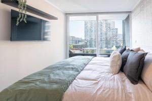 HOM I 4PAX l Parking l Piscina l Metro l Gym l WiFi