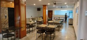 Hotel Edge Inn - Jail Road Near Railway Junction