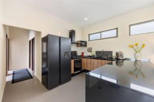 Luxury Sea View Villa & Infinity Pool, Chaweng Noi