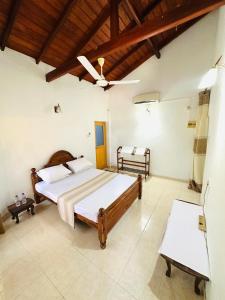 LakeNest Private Villa In Tangalle