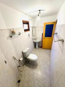 LakeNest Private Villa In Tangalle