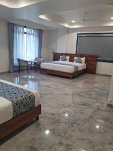 KINGSWAY Hotel & Resort