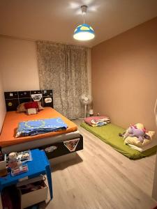 Entire apartment near Train Station and Airport