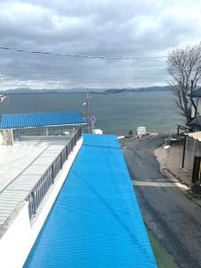 Lake House 中喜屋