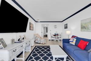 Oceanfront Resort 1BR w Beach View