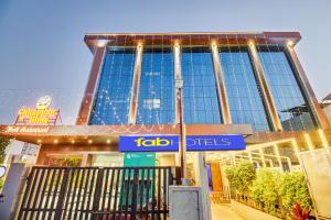 FabHotel Chhappan