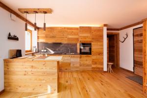 Arga New Alpine Design Apartment Central & Scenic Views