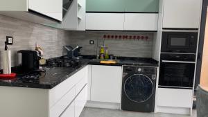 Location appartement F3 équipé -oran-