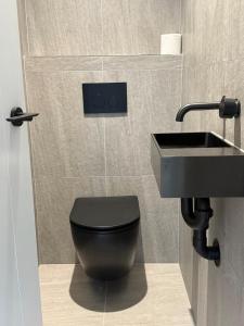 Maidstone Marvel - Luxury Style Brand New Townhome