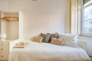 Lovely 2-Bedroom Apartment in Trendy Campo Ourique