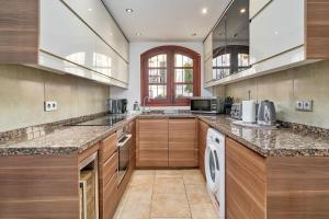 Casa Naranjos, Capistrano, Nerja