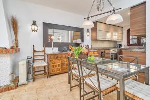 Casa Naranjos, Capistrano, Nerja