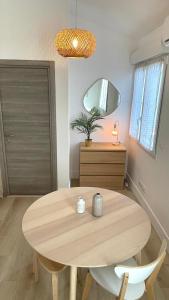 Toulouse face au Capitole -Tout neuf !