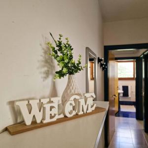 Cozy apartment close to the sea-Beahost