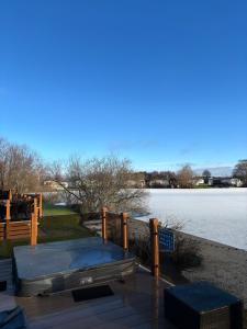 Rachels Luxury Tattershall Hot Tub & Fishing Retreat