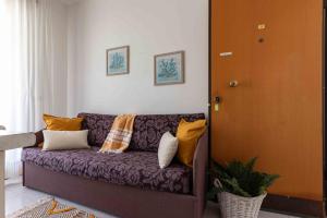 Modern apartment close to the beach-Beahost