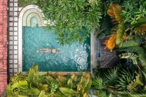 Villa Nobo - 3BR Private Pool Villa in Central Seminyak - Walk to Shops & Dining