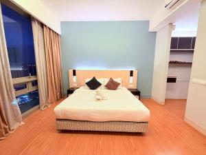 Cozyhome suites Swiss Garden Residance