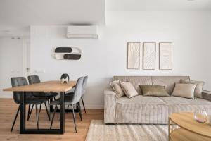 Nortalia Executive Suite Parking & Design - North Madrid