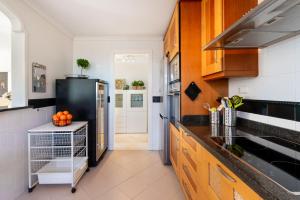 Resort Mediterra - Sea View Apartment near Golf with Pools & Fitness