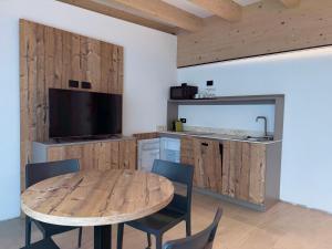 Liz Hotel & Apartments