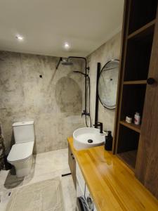 Φεγγαρόπετρα-Ημισέληνος