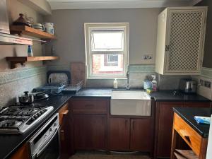 Serene Moroccan - Inspired Retreat in Classic Kensal Green