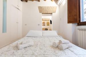 Labancas Luxury Pantheon