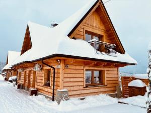 Witowiańskie Domki z prywatnym jacuzzi i kominkiem